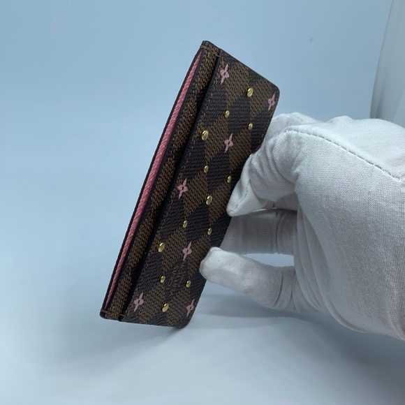 Louis Vuitton Card Holder - Picture 7 of 9